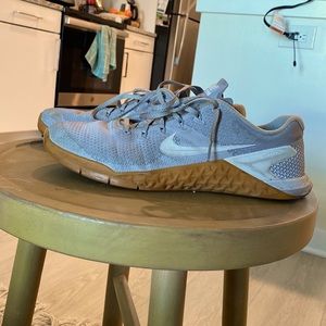 Nike Metcon 4 Mens Grey Gum Size 11.5 CrossFit Shoe